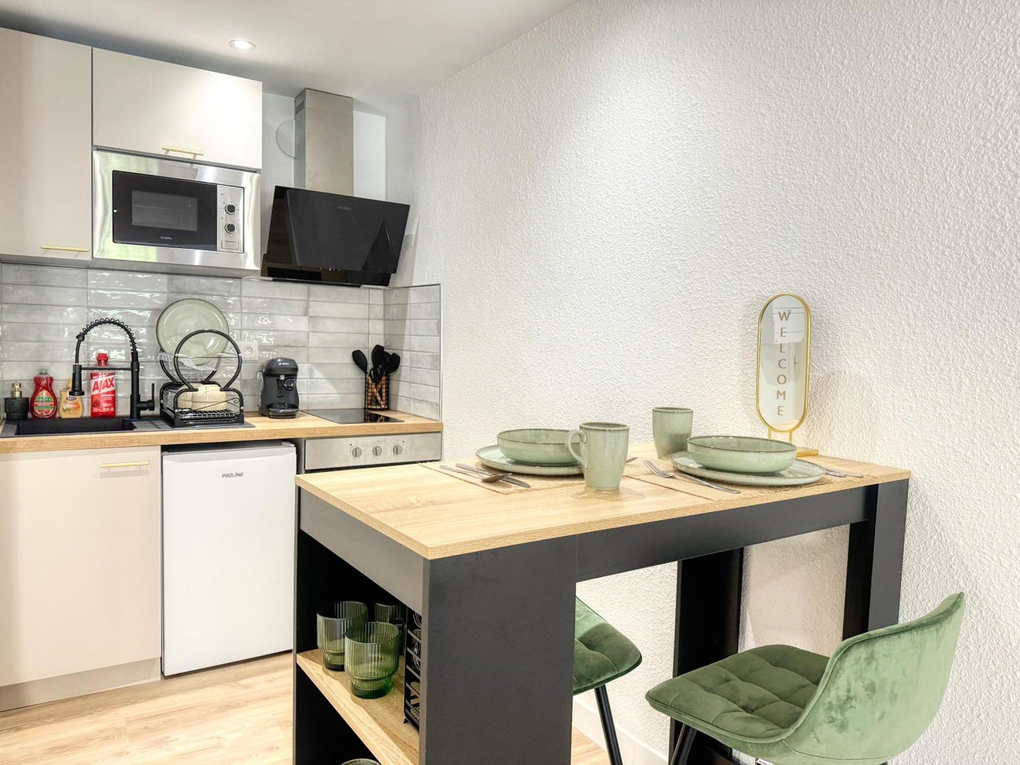 Le Jardin De La Cathedrale - T2 - Centre - Emplacement & Vue Extraordinaires Apartment Narbonne