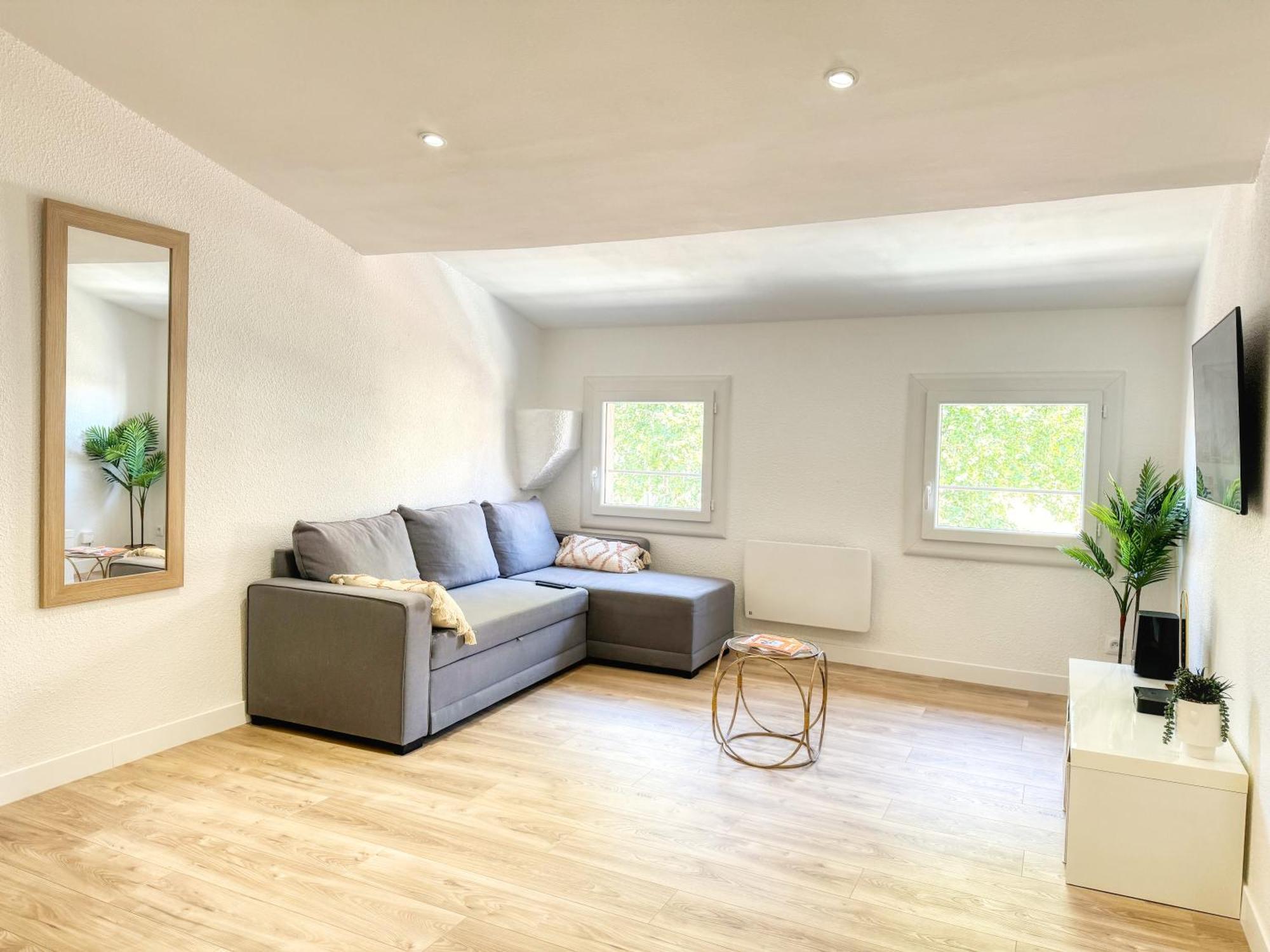 Apartment Le Jardin De La Cathedrale - T2 - Centre - Emplacement & Vue Extraordinaires
